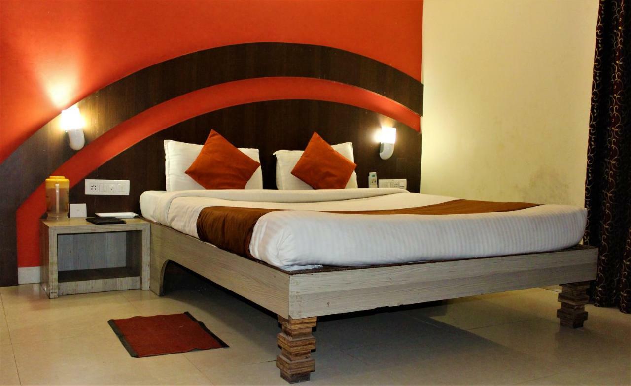 Hotel Park Lagoon Пурі Екстер'єр фото