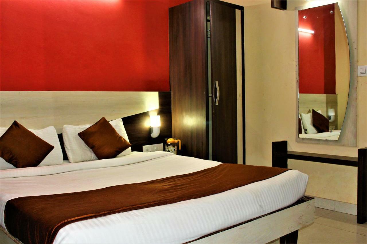 Hotel Park Lagoon Пурі Екстер'єр фото